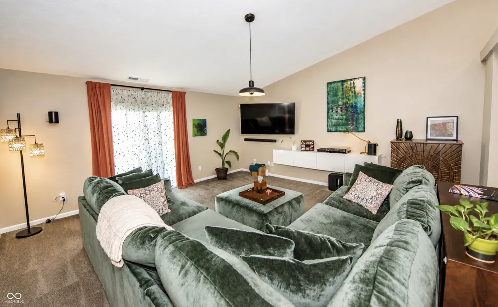 11711 Fawn Crest Drive Indianapolis, IN 46235