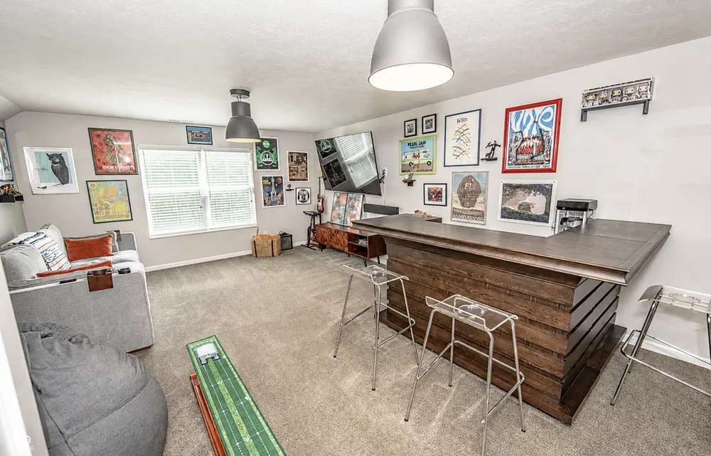 11711 Fawn Crest Drive Indianapolis, IN 46235