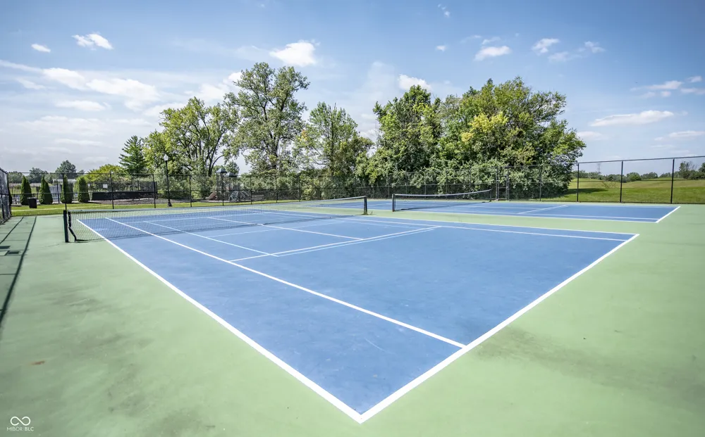 11711 Fawn Crest Drive Indianapolis, IN 46235