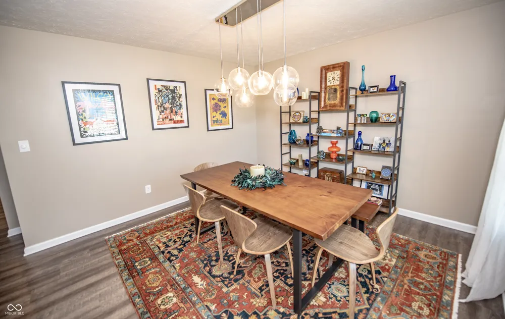 11711 Fawn Crest Drive Indianapolis, IN 46235