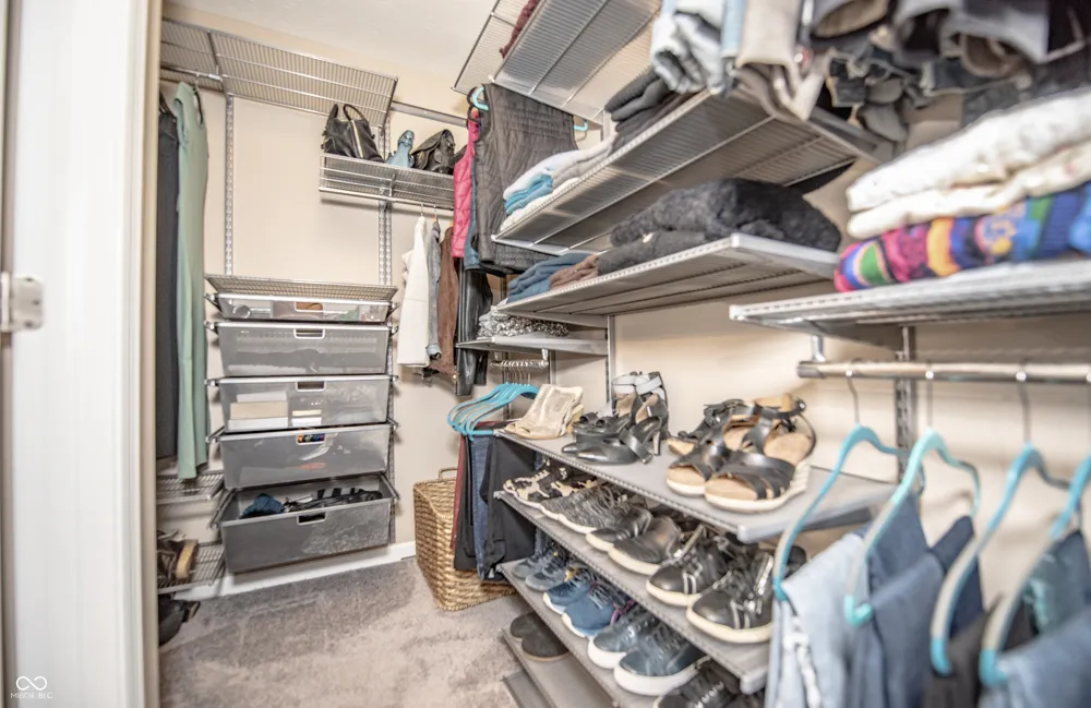 11711 Fawn Crest Drive Indianapolis, IN 46235
