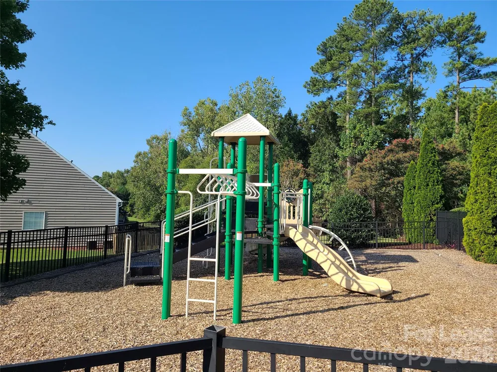 11120 Maplehurst Drive Charlotte, NC 28277