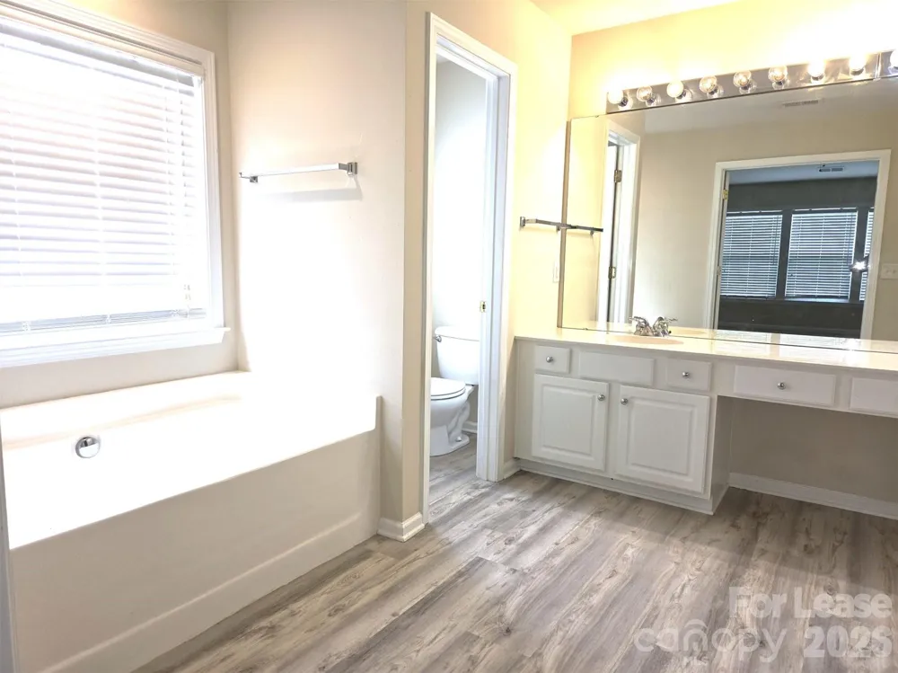 11120 Maplehurst Drive Charlotte, NC 28277