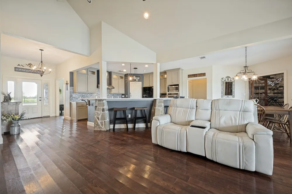 8400 Holder Road Northlake, TX 76247