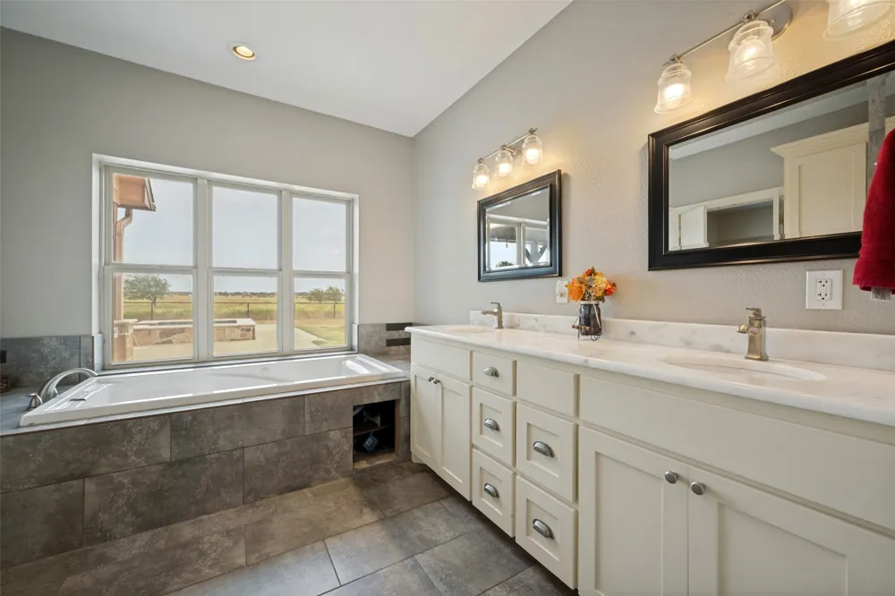 8400 Holder Road Northlake, TX 76247