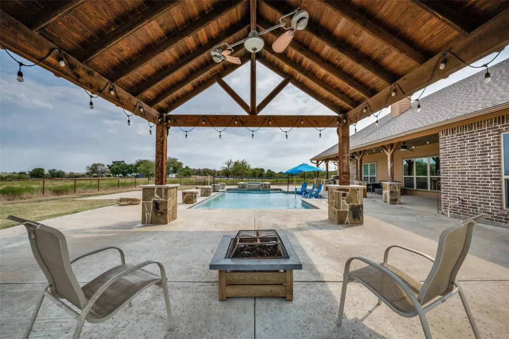 8400 Holder Road Northlake, TX 76247