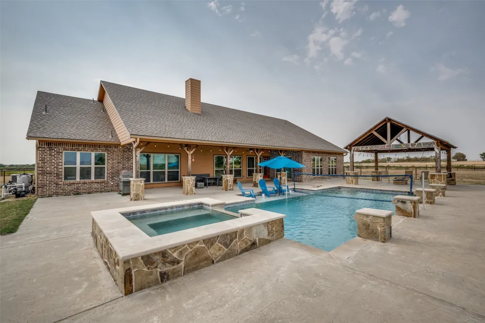 8400 Holder Road Northlake, TX 76247