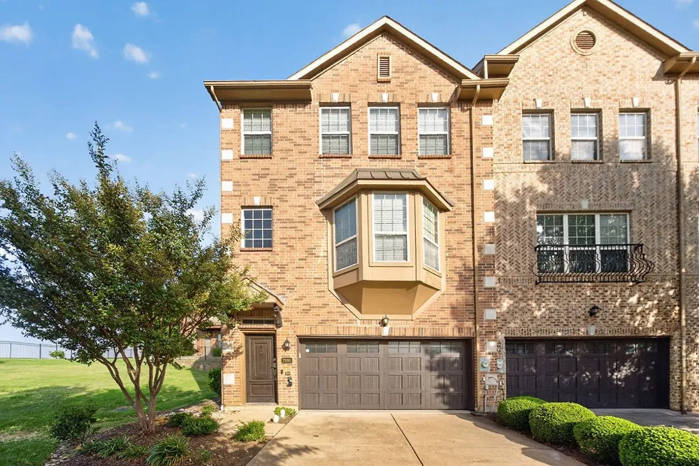 7880 Oxer Drive Irving, TX 75063
