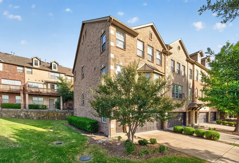 7880 Oxer Drive Irving, TX 75063