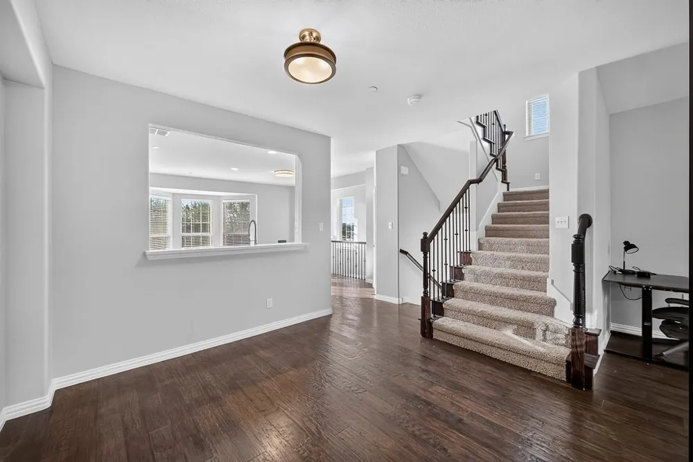 7880 Oxer Drive Irving, TX 75063