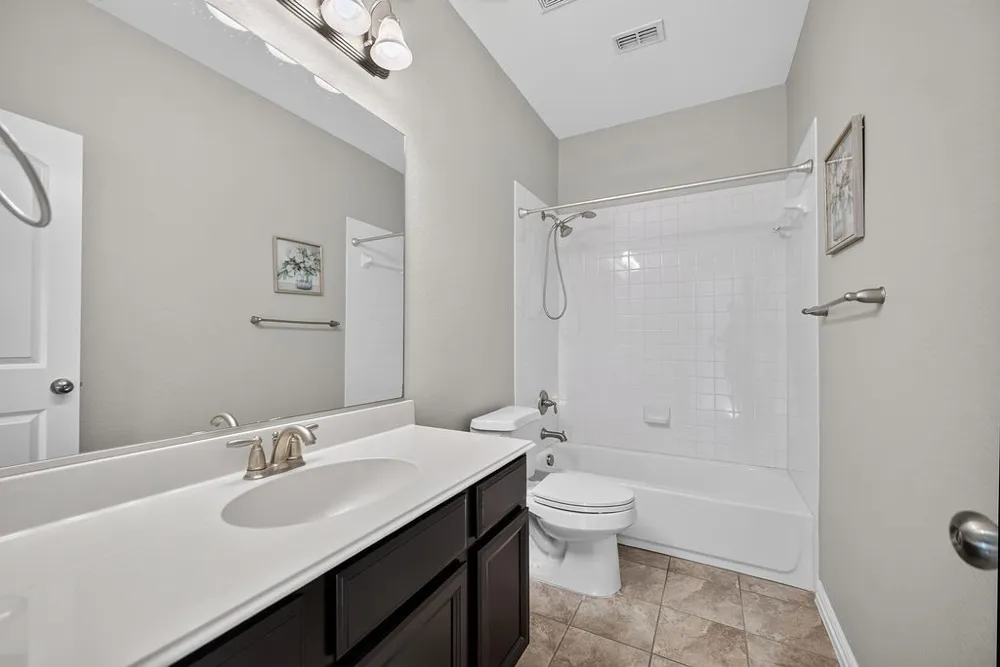 7880 Oxer Drive Irving, TX 75063