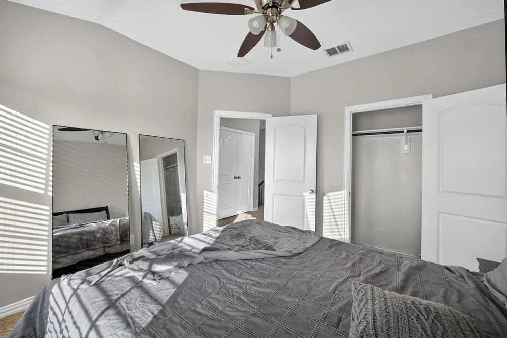 7880 Oxer Drive Irving, TX 75063