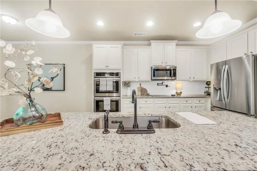 231 Homestead Circle Forsyth, GA 31029