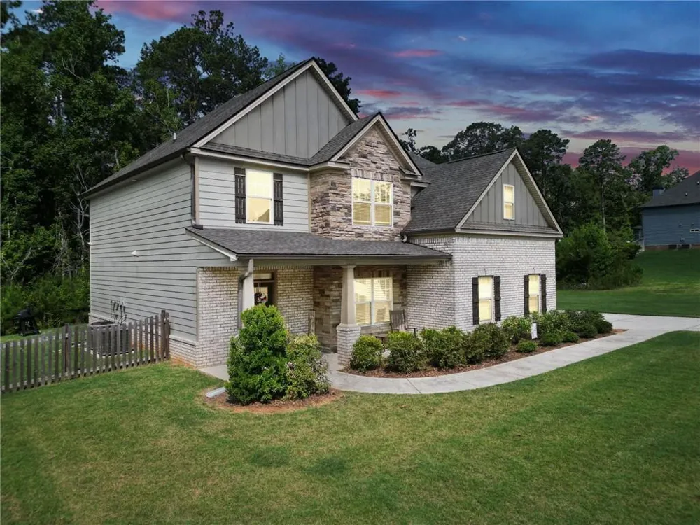 231 Homestead Circle Forsyth, GA 31029