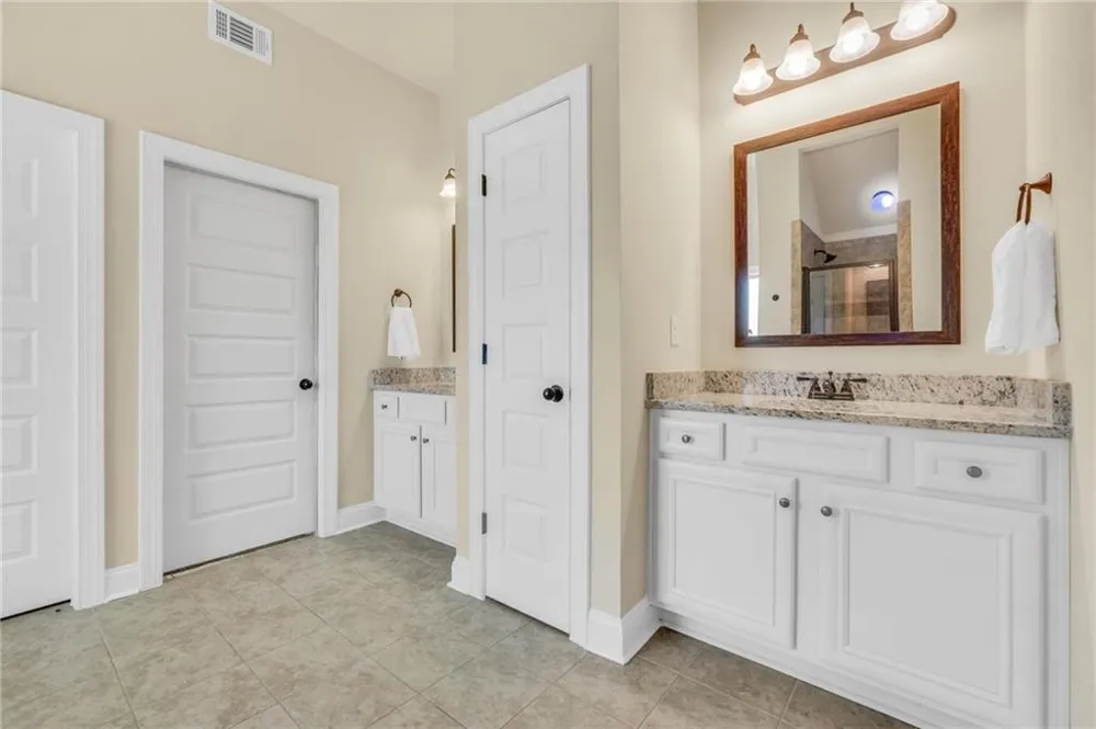231 Homestead Circle Forsyth, GA 31029