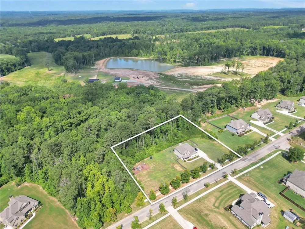 231 Homestead Circle Forsyth, GA 31029