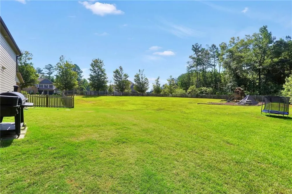 231 Homestead Circle Forsyth, GA 31029