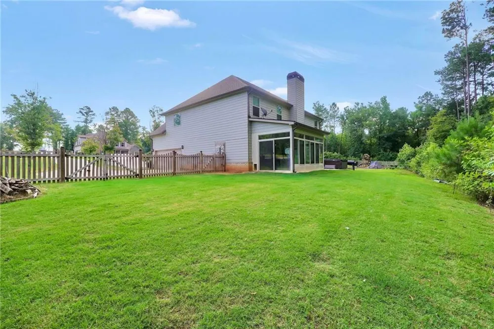 231 Homestead Circle Forsyth, GA 31029