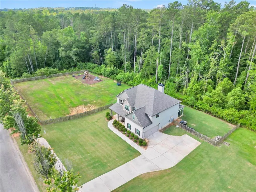 231 Homestead Circle Forsyth, GA 31029