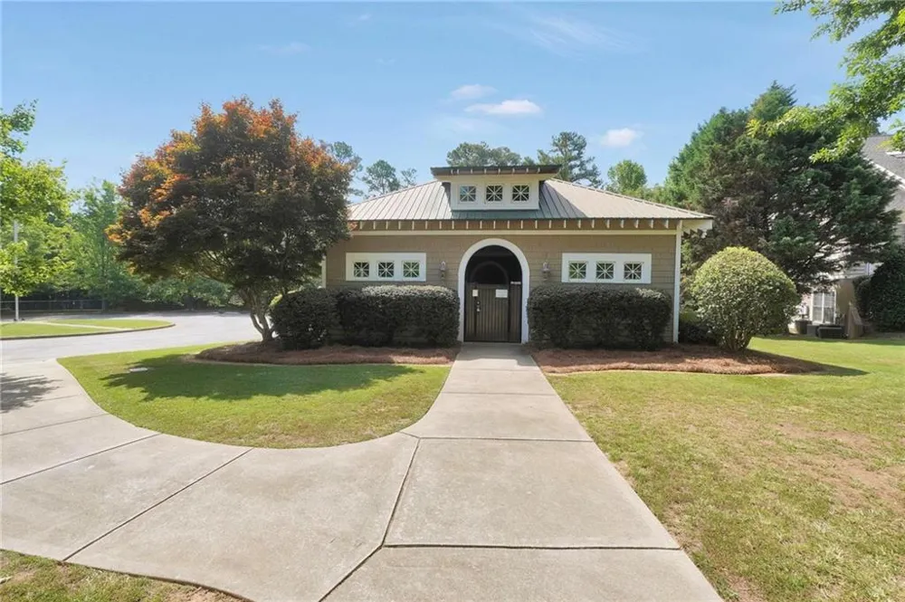 231 Homestead Circle Forsyth, GA 31029