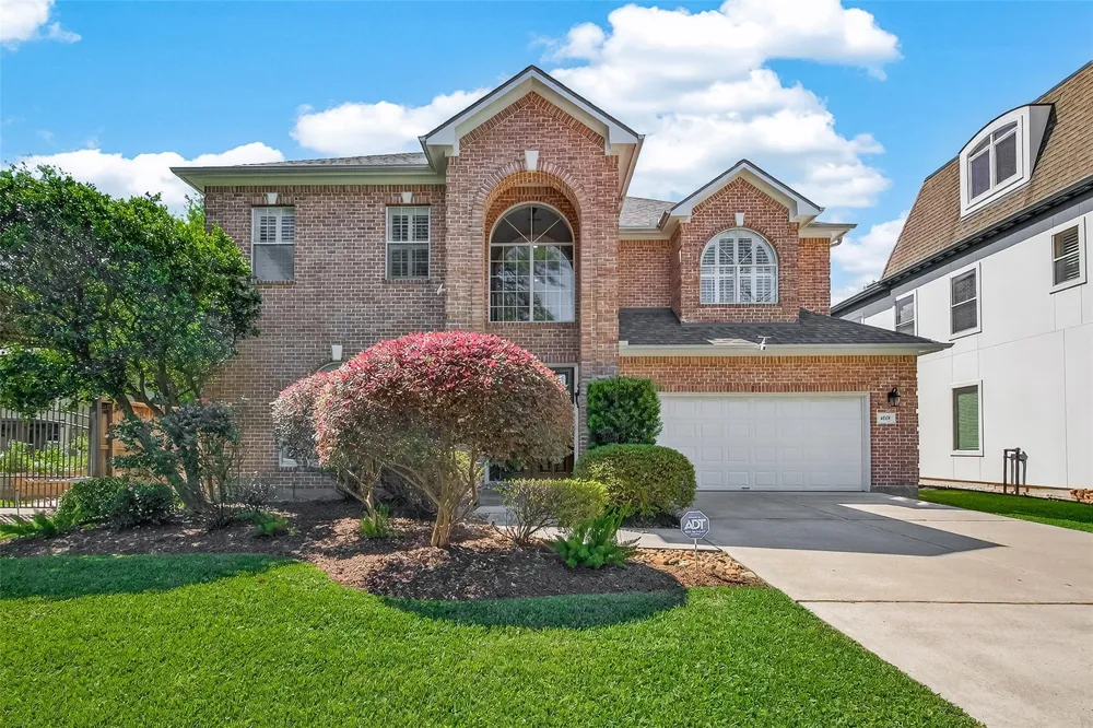 4019 Whitman Street Houston, TX 77027