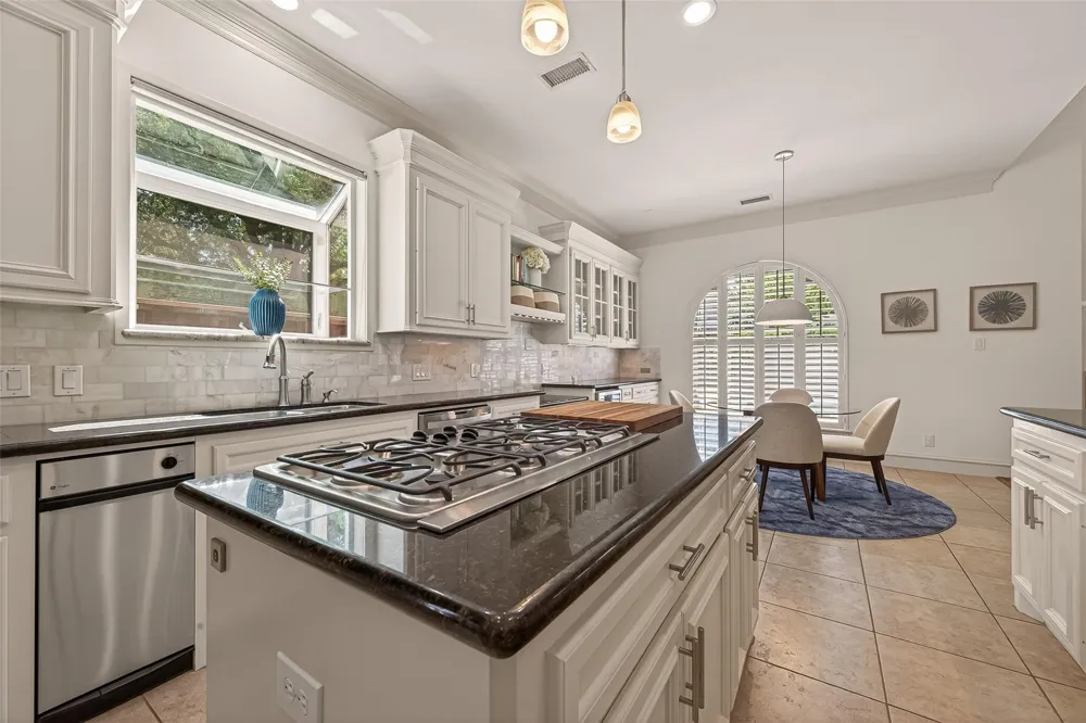 4019 Whitman Street Houston, TX 77027