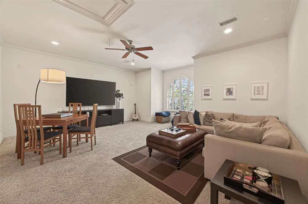 4019 Whitman Street Houston, TX 77027