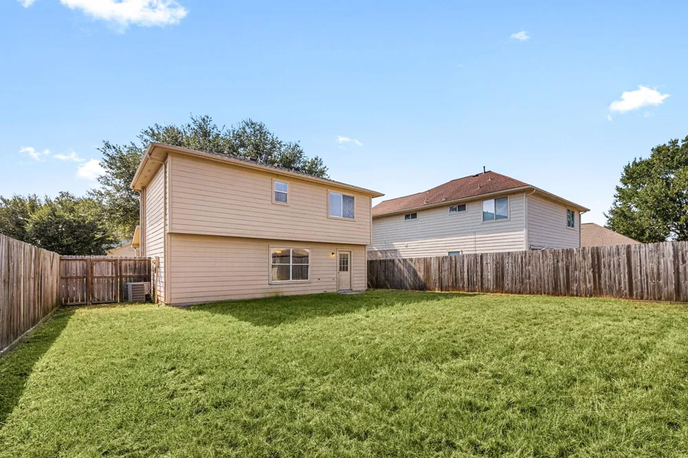 19714 Shores Edge Drive Tomball, TX 77375