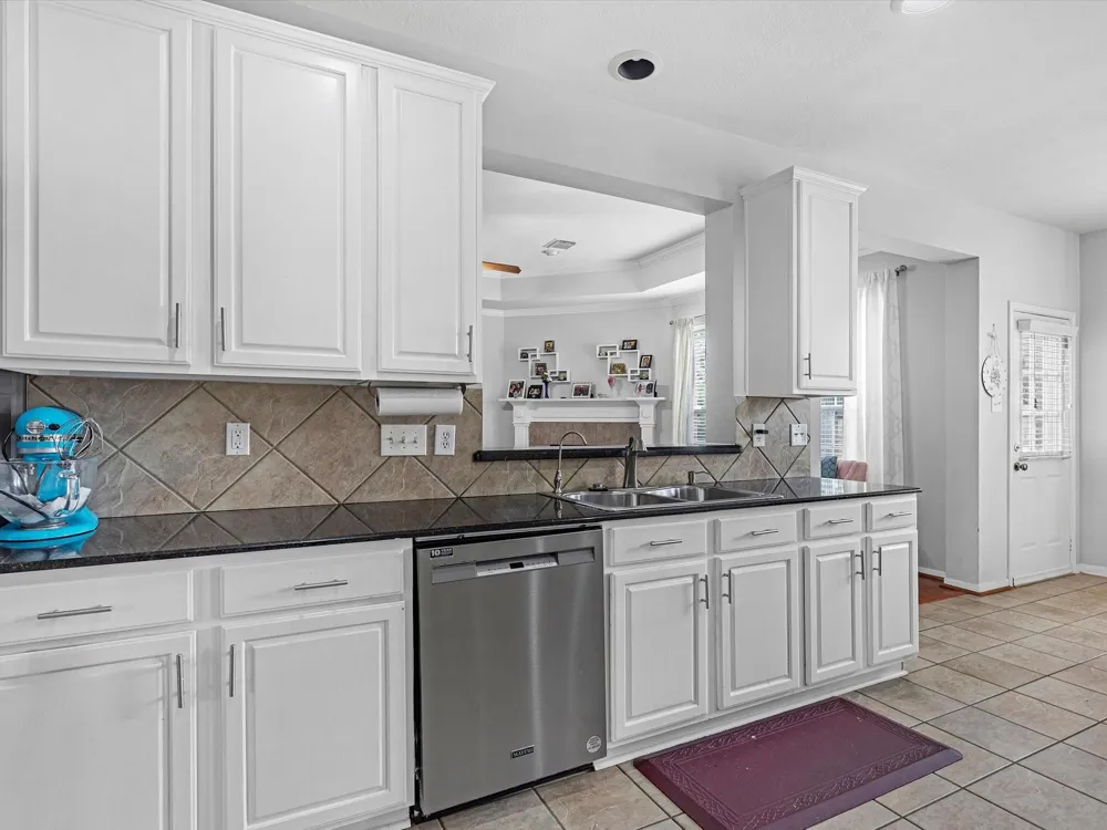 2507 Stonebury Lane Sugar Land, TX 77479