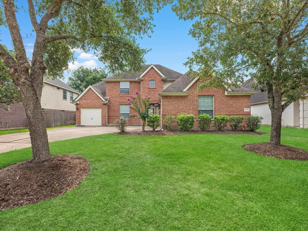 2507 Stonebury Lane Sugar Land, TX 77479