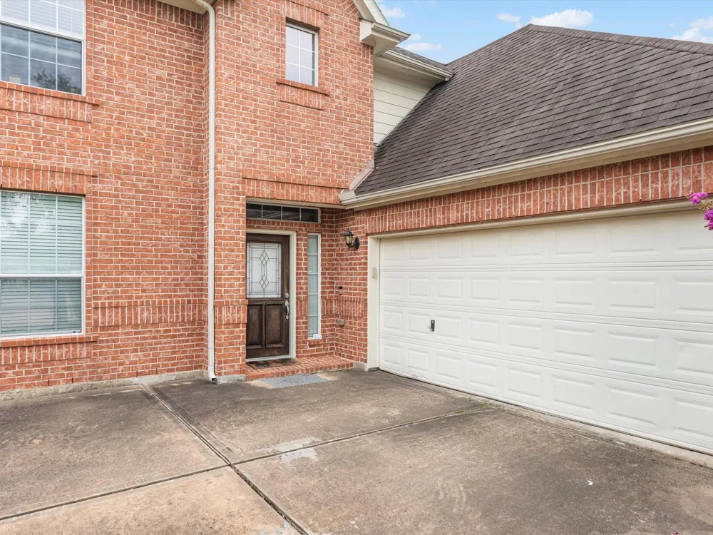 2507 Stonebury Lane Sugar Land, TX 77479