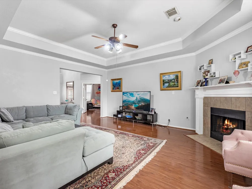 2507 Stonebury Lane Sugar Land, TX 77479