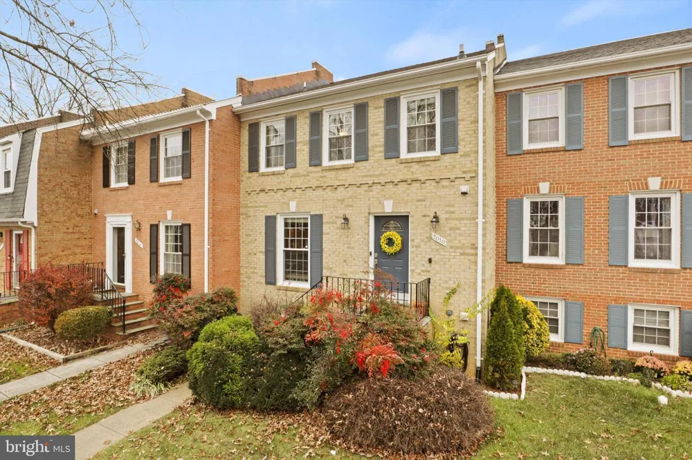 7010 LEESTONE STREET Springfield, VA 22151