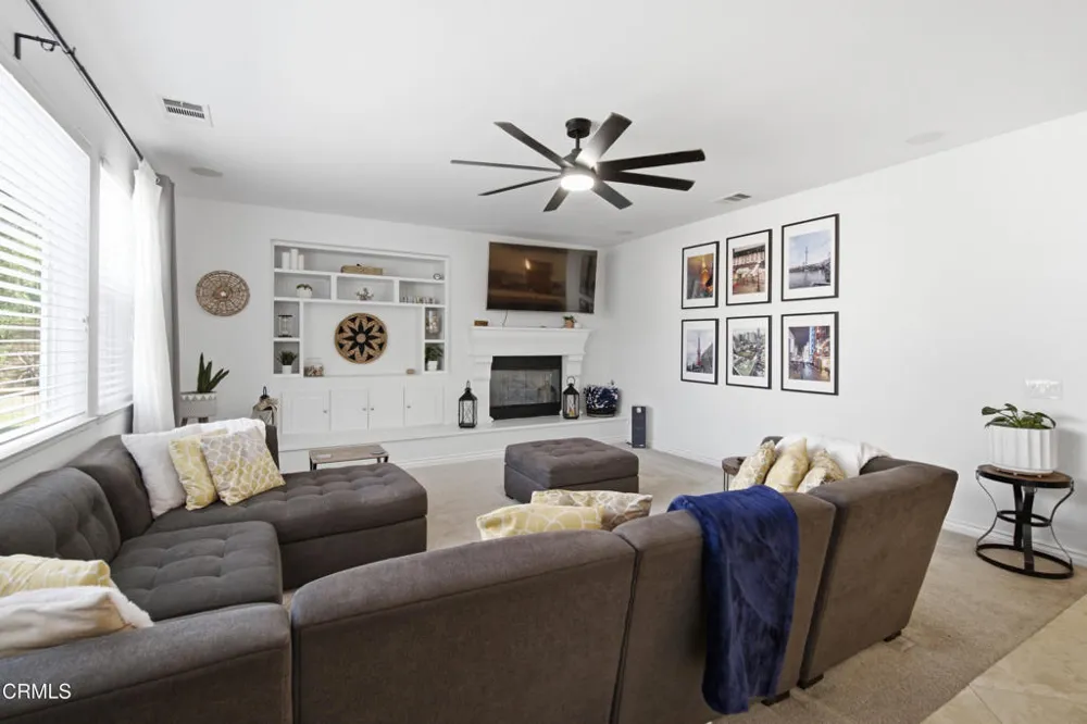 237 Trellis Place Camarillo, CA 93012