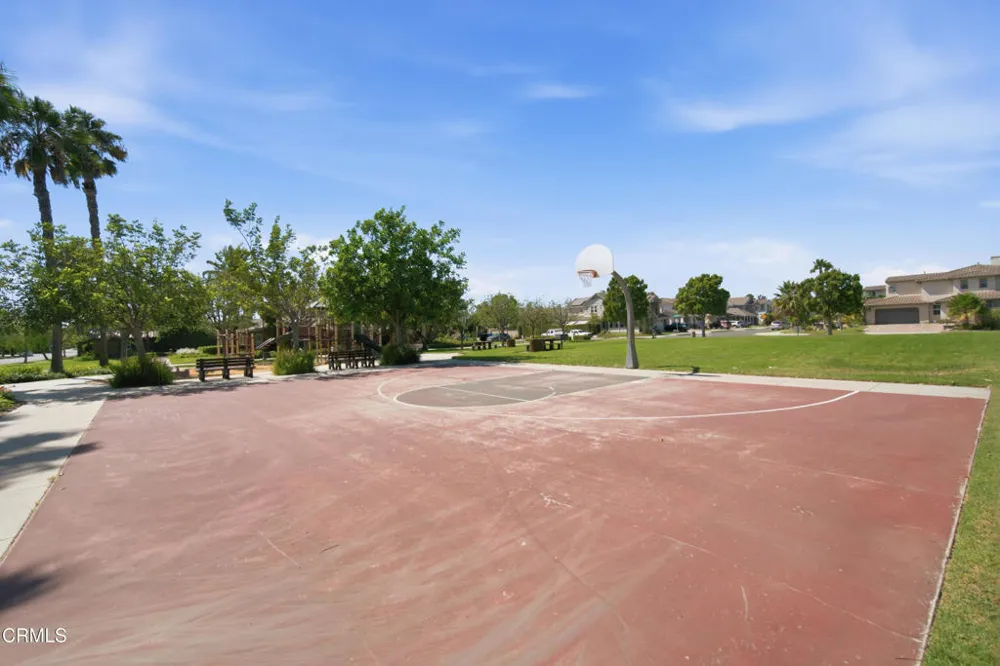237 Trellis Place Camarillo, CA 93012