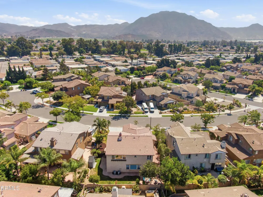237 Trellis Place Camarillo, CA 93012