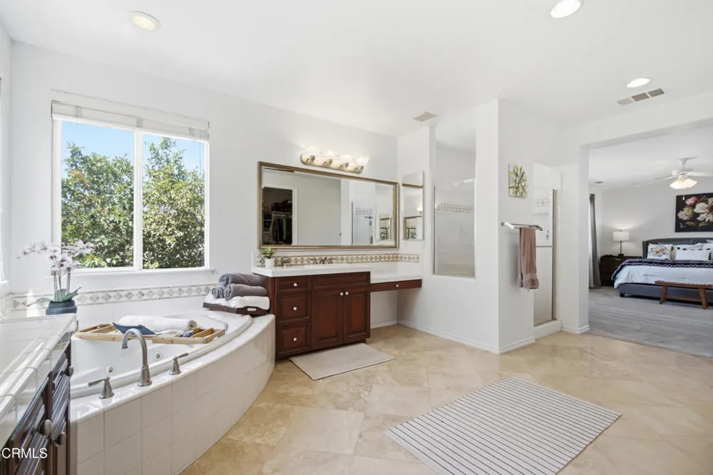237 Trellis Place Camarillo, CA 93012