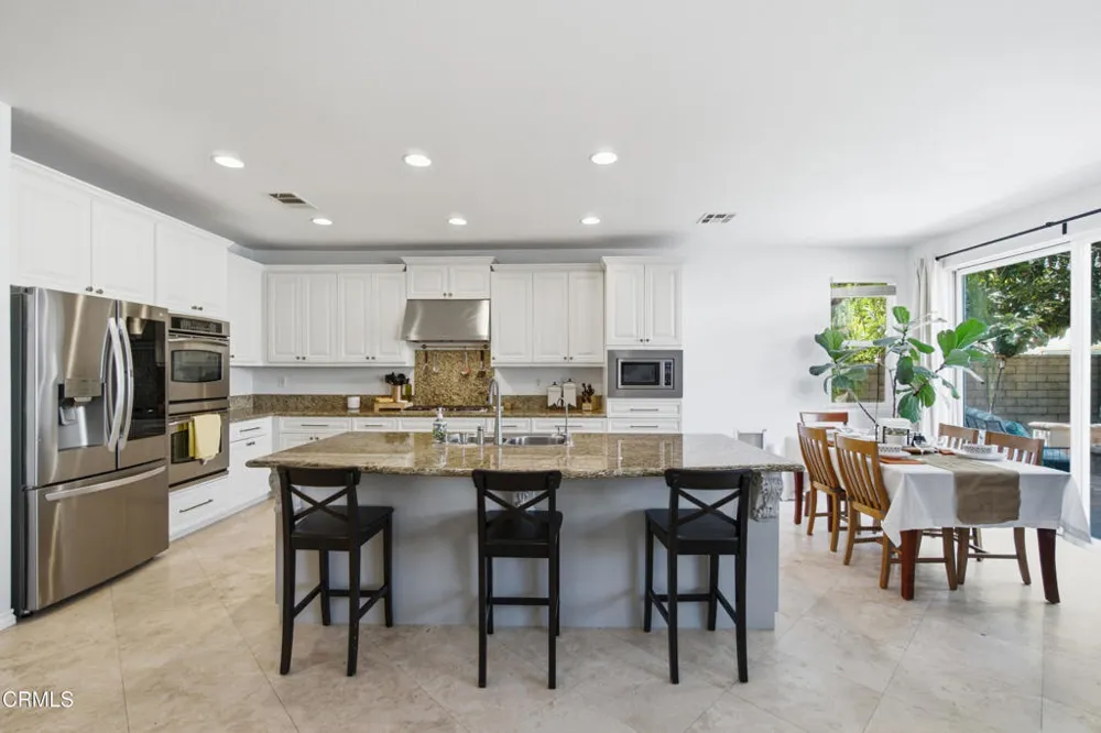 237 Trellis Place Camarillo, CA 93012