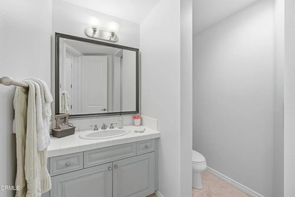 237 Trellis Place Camarillo, CA 93012
