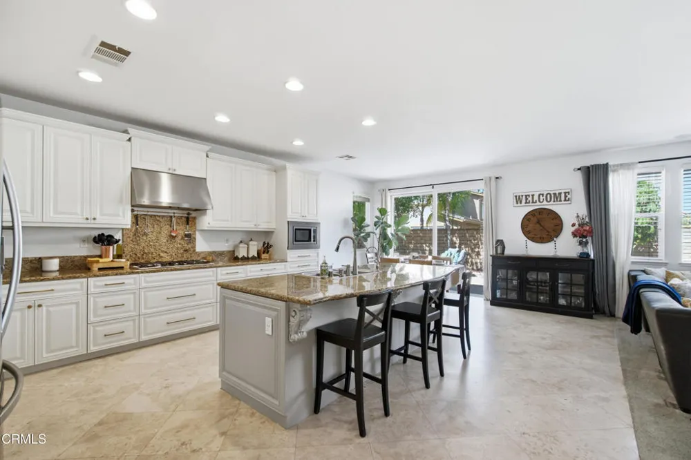 237 Trellis Place Camarillo, CA 93012