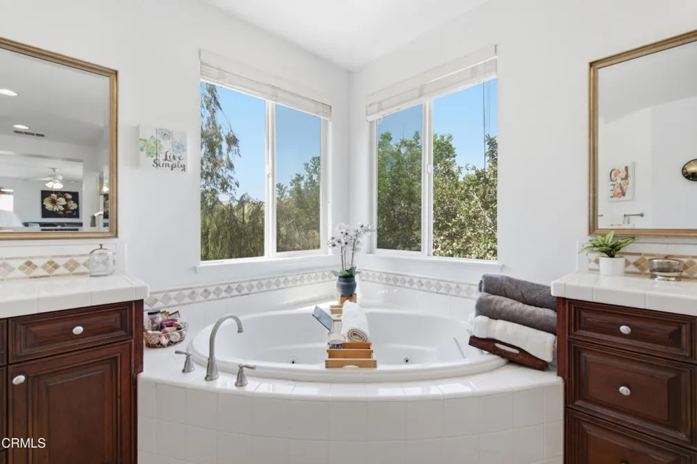237 Trellis Place Camarillo, CA 93012