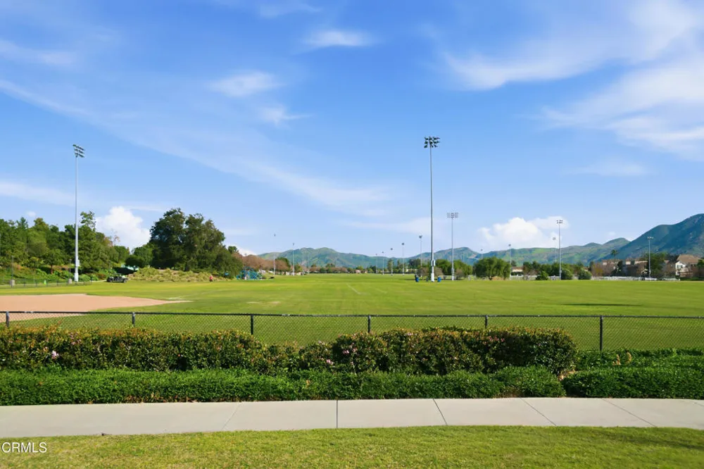 237 Trellis Place Camarillo, CA 93012