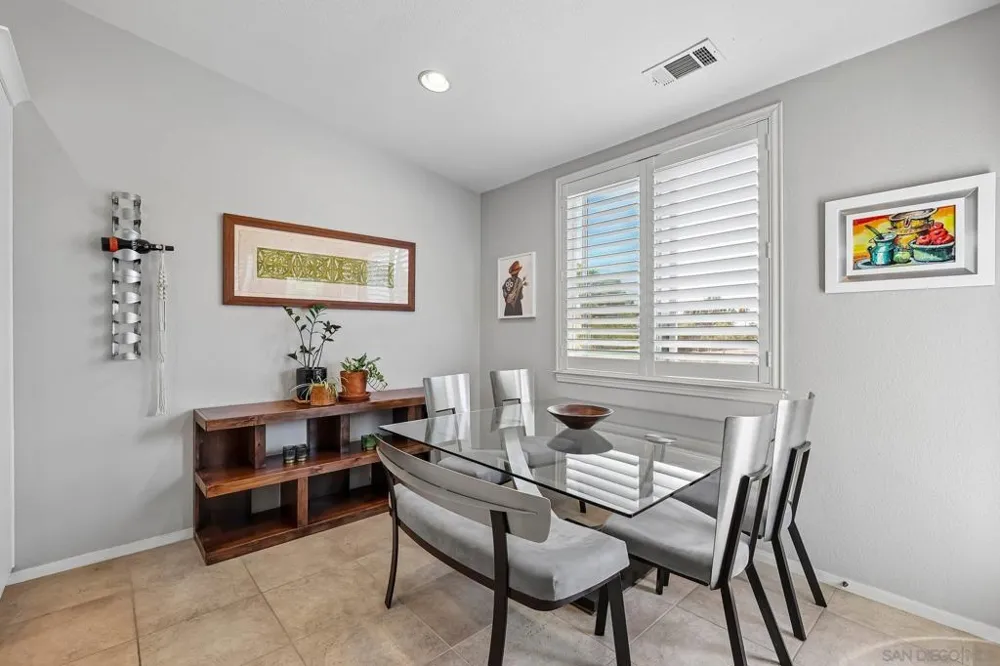 3156 Harbor Ridge Ln San Diego, CA 92103
