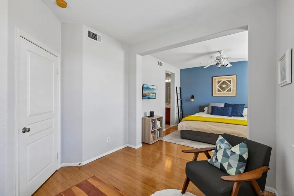 3156 Harbor Ridge Ln San Diego, CA 92103