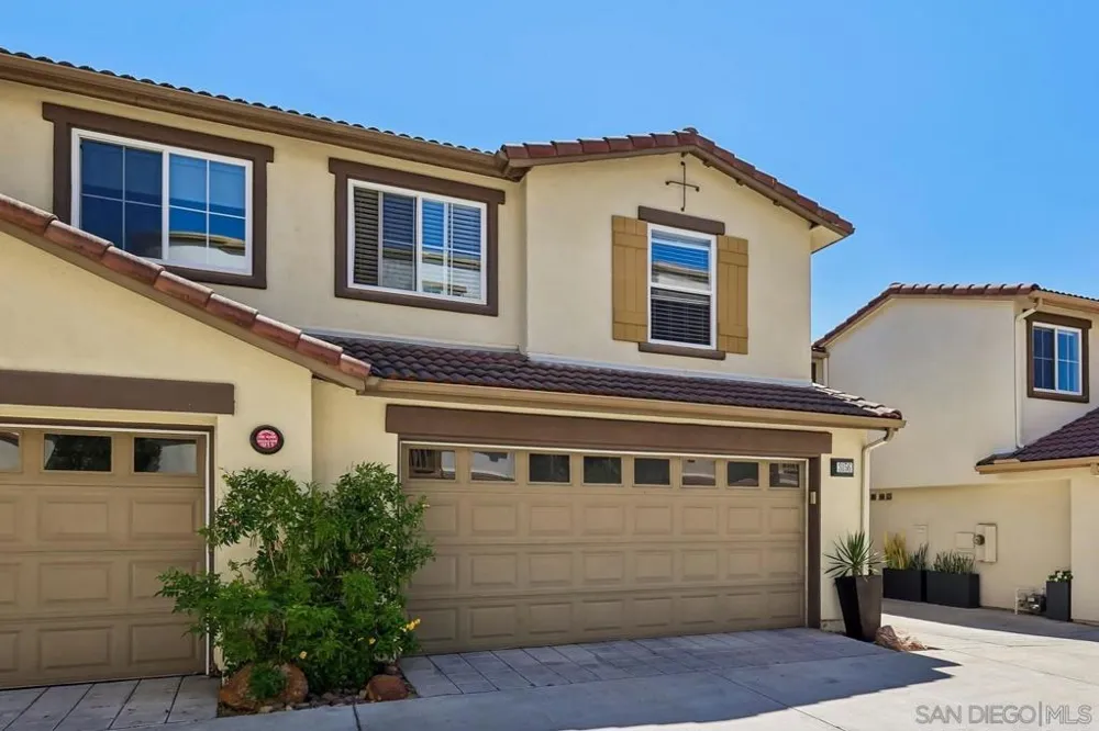 3156 Harbor Ridge Ln San Diego, CA 92103