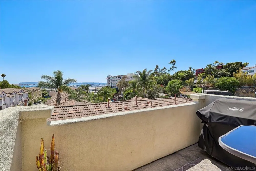 3156 Harbor Ridge Ln San Diego, CA 92103