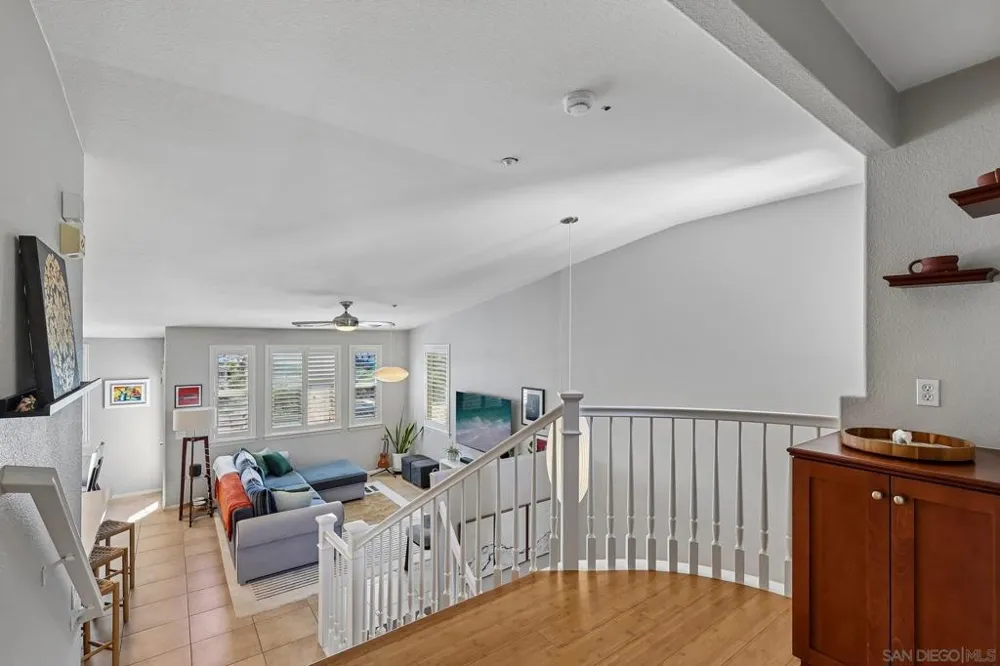 3156 Harbor Ridge Ln San Diego, CA 92103