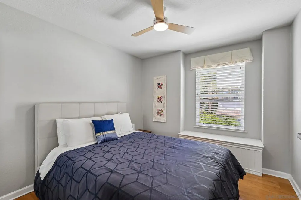 3156 Harbor Ridge Ln San Diego, CA 92103