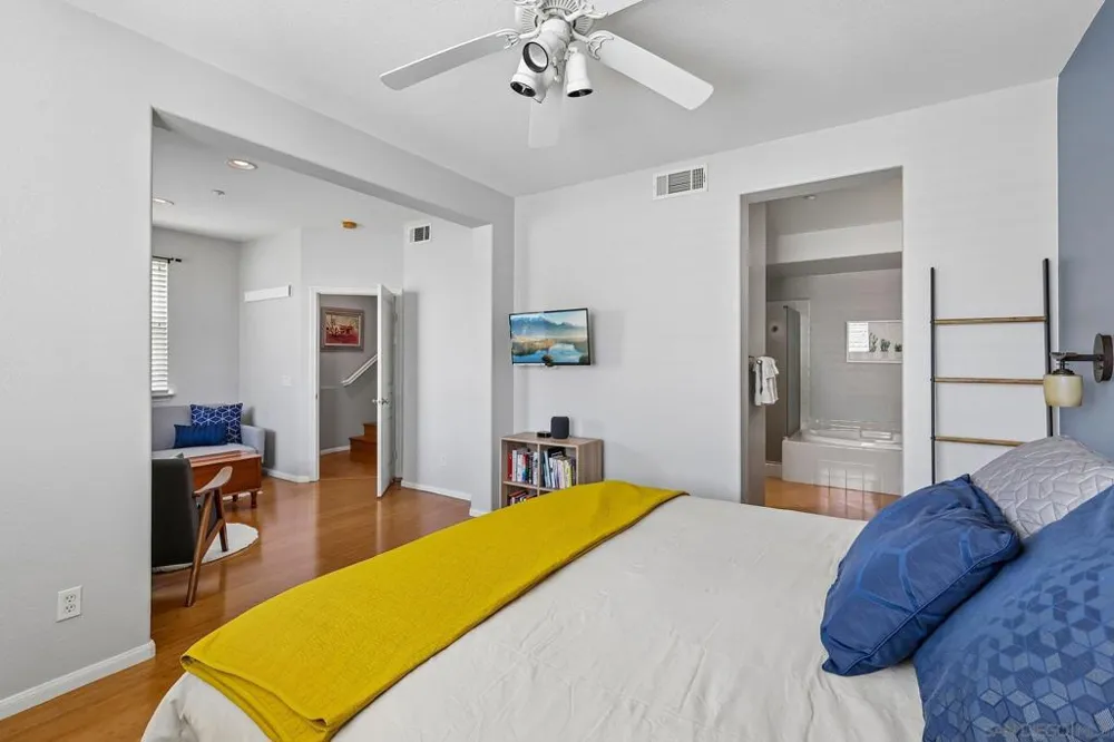 3156 Harbor Ridge Ln San Diego, CA 92103