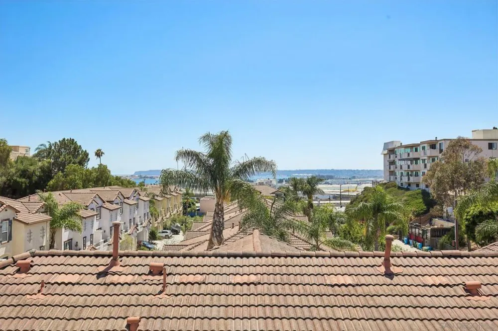 3156 Harbor Ridge Ln San Diego, CA 92103